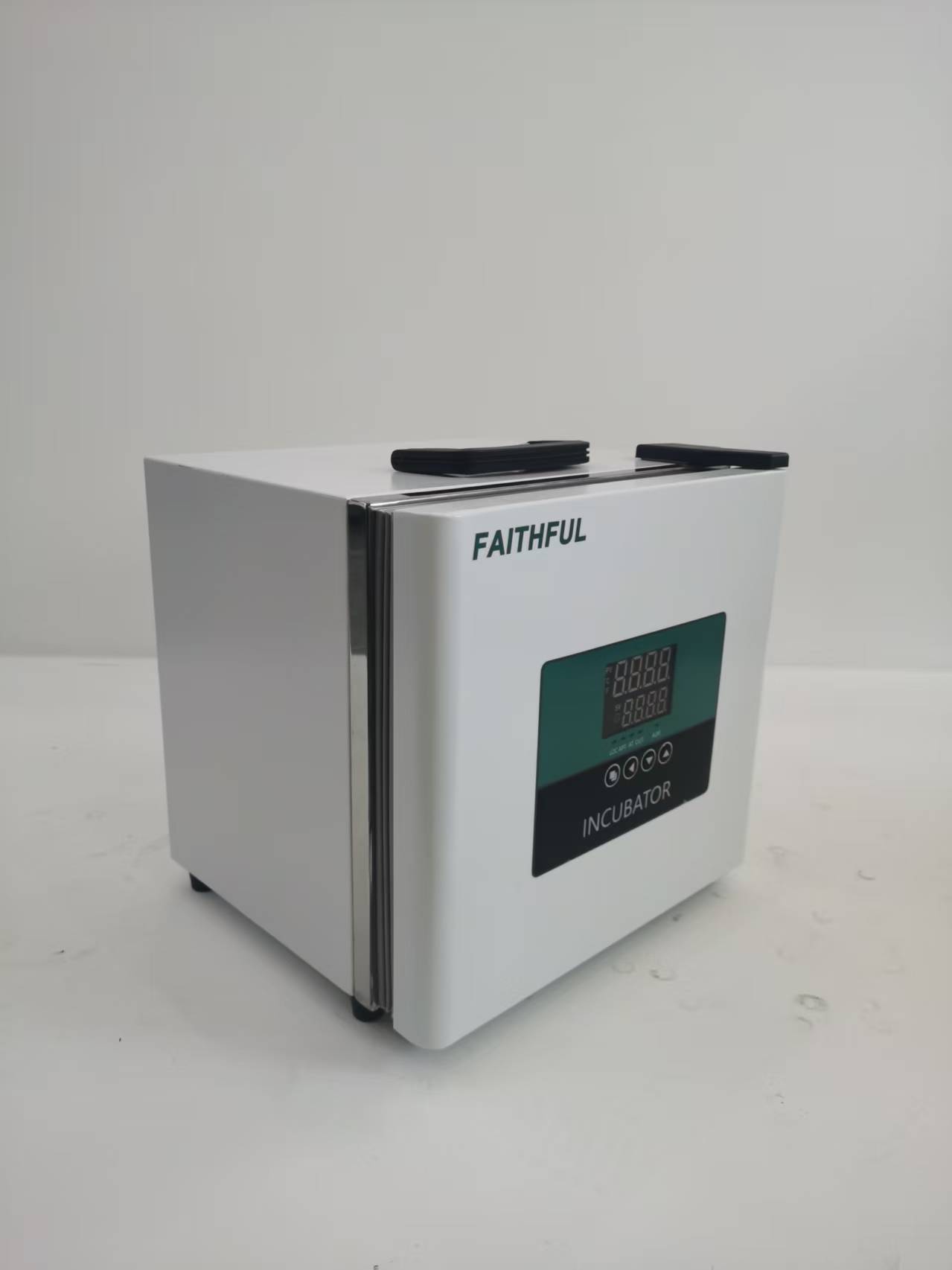 Bakteriyoloji Laboratuvarı İçi - Medical Lab Microbiology incelemesi ve fiyatı