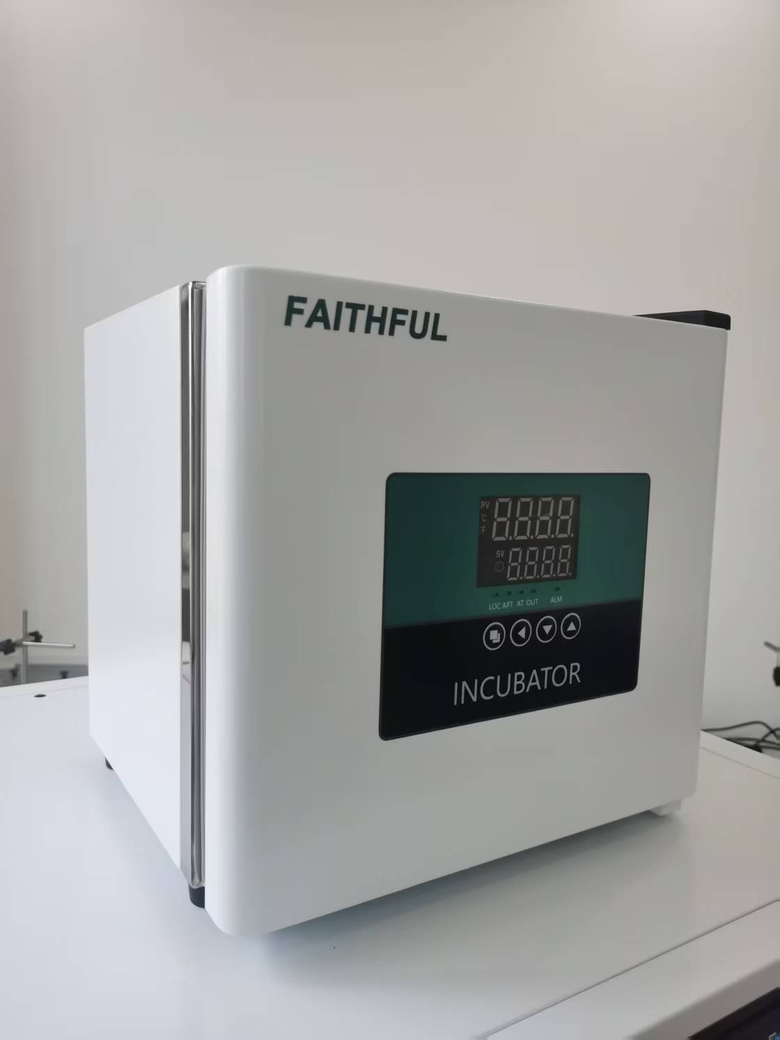 Bakteriyoloji Laboratuvarı İçi - Medical Lab Microbiology incelemesi ve fiyatı